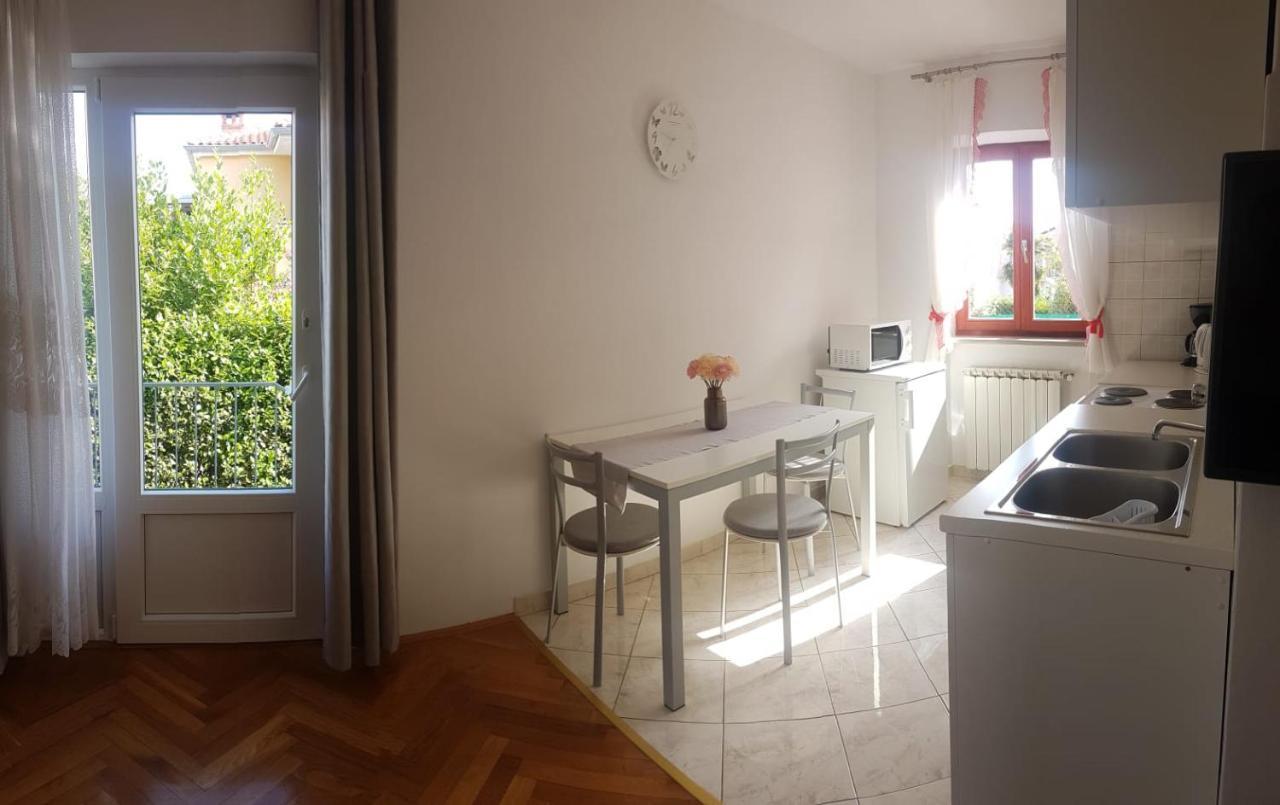 Maria Mare Apartment Rovinj Exterior photo